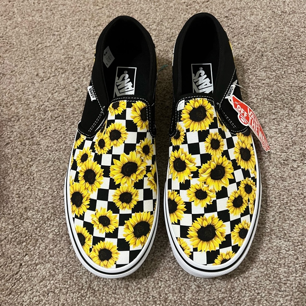 BNWT Women’s Vans
